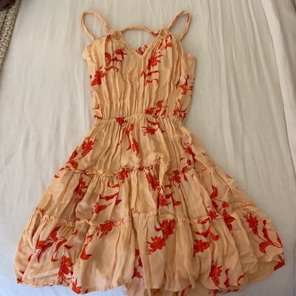 BEACHGOLD Dress - Picture 4 of 5